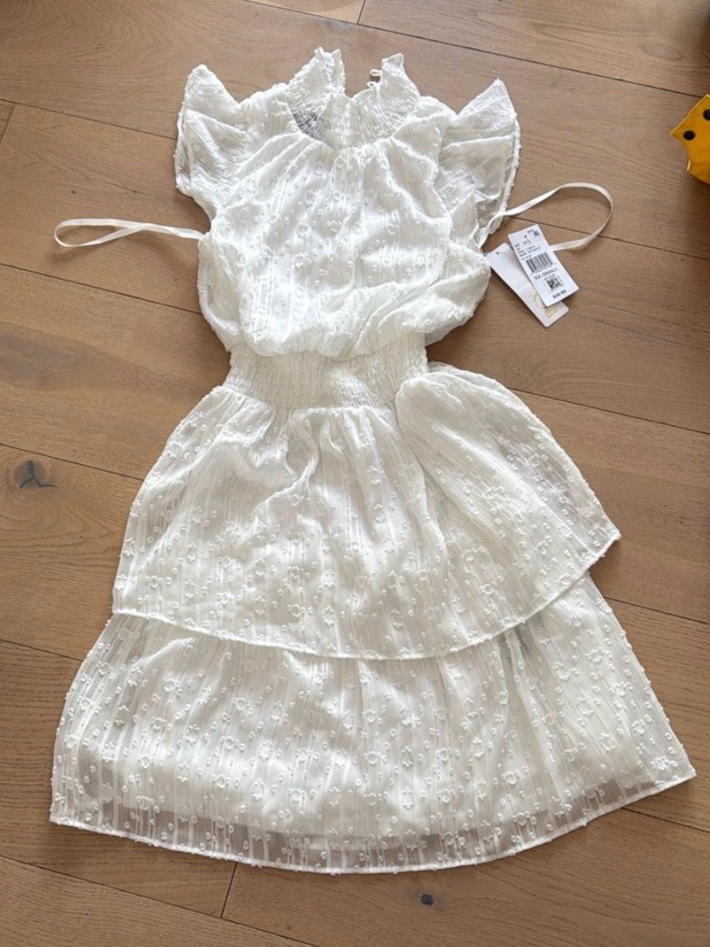 New women size xxs white dress a girl or teen could fit
